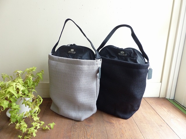 http://www.spacemoo.jp/blog/bag90020501-2.jpg