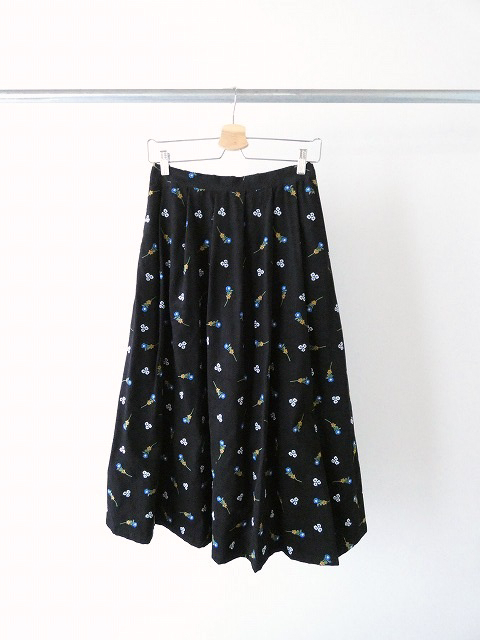 【美品】bulle de savon 野山刺繍 スカート bulle de savon 野山刺繍 スカート