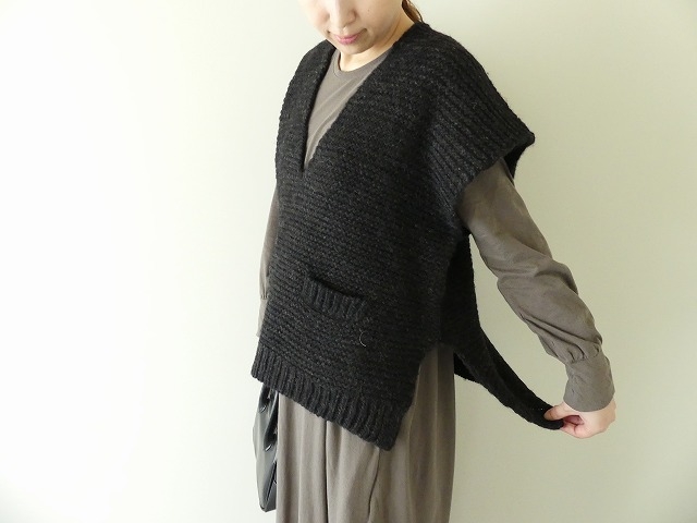 knit vest slub yarn　スラブヤーンニットベスト