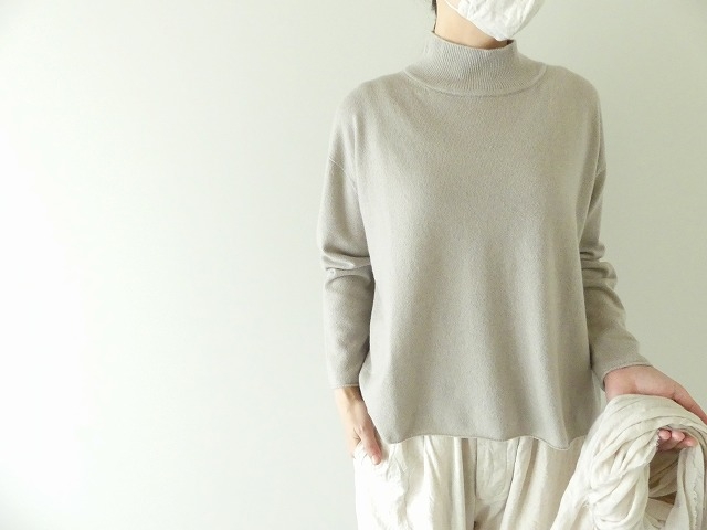 cashmere turtleneck