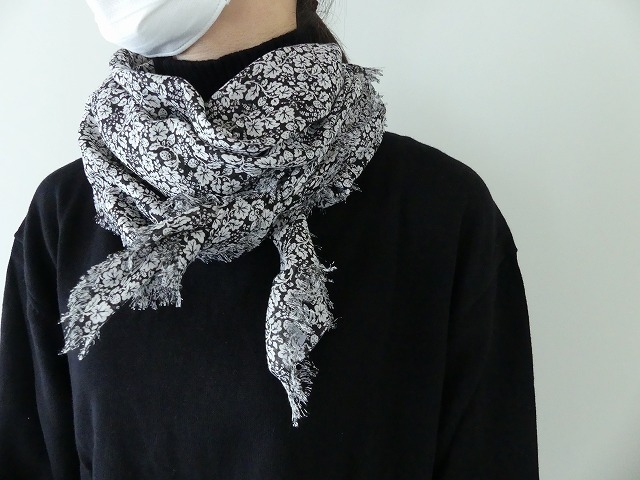 GAUZE SHAWL