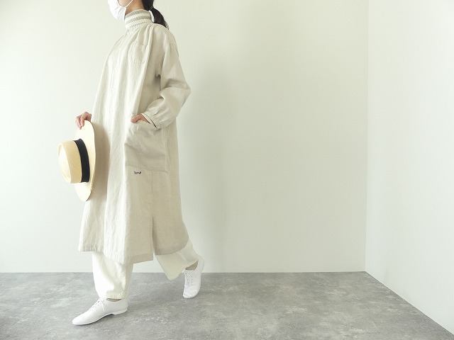 WOOLリネンのやわらかツイル ワイドスタンド襟ワンピースの商品画像1