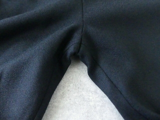 black tuck pantsの商品画像21