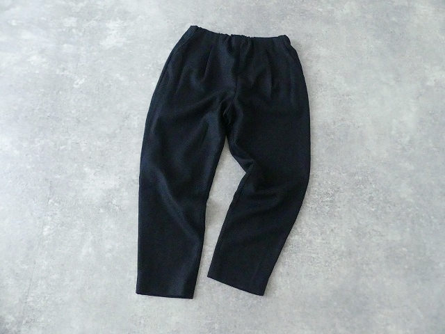 black tuck pantsの商品画像7