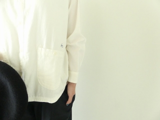 HAYATE Winterホワイトレギュラー衿ゆったりシャツの商品画像15