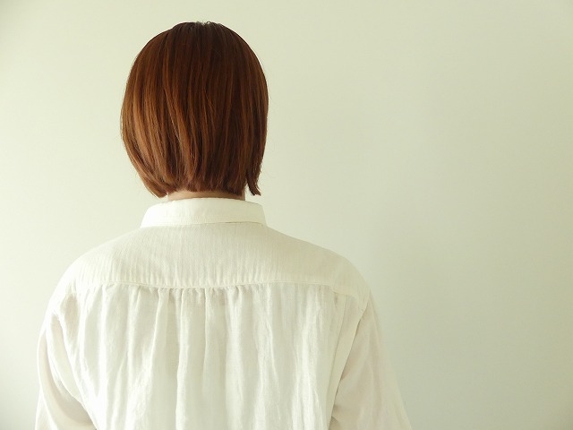 HAYATE Winterホワイトレギュラー衿ゆったりシャツの商品画像5