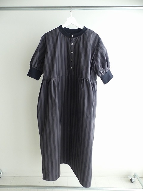 タイプライターストライプ×CLASSIC天竺切替ワンピースの商品画像2