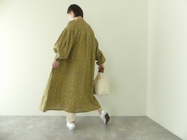 リネンフローラルパターンフロントタックシャツドレスの商品画像1