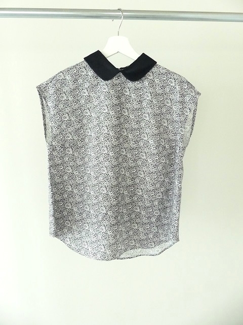 P.F NO SLEEVE ROUND COLLAR BLOUSEの商品画像3