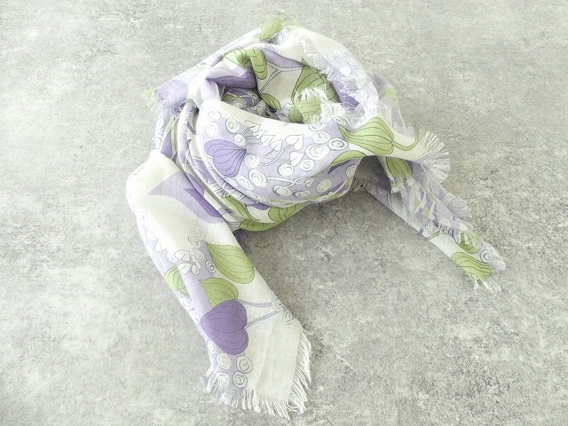 BOTANICAL MOTIF GAUZE SHAWLの商品画像1