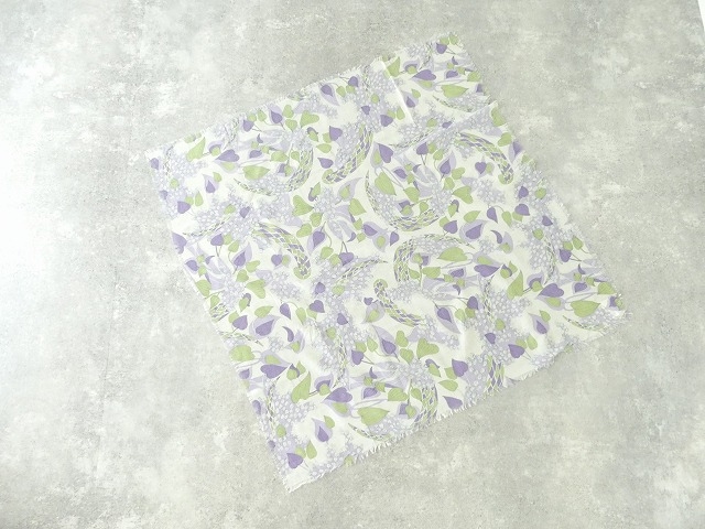 BOTANICAL MOTIF GAUZE SHAWLの商品画像2