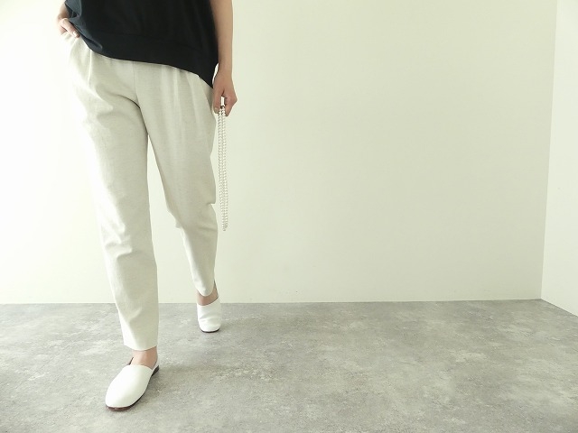 テーパードイージーパンツの商品画像1
