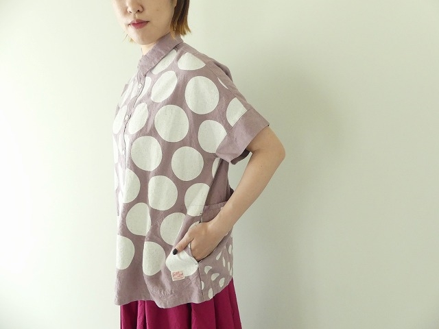 快晴堂(かいせいどう) パネルプリントの大きな水玉　wideフレンチ半袖シャツの商品画像1