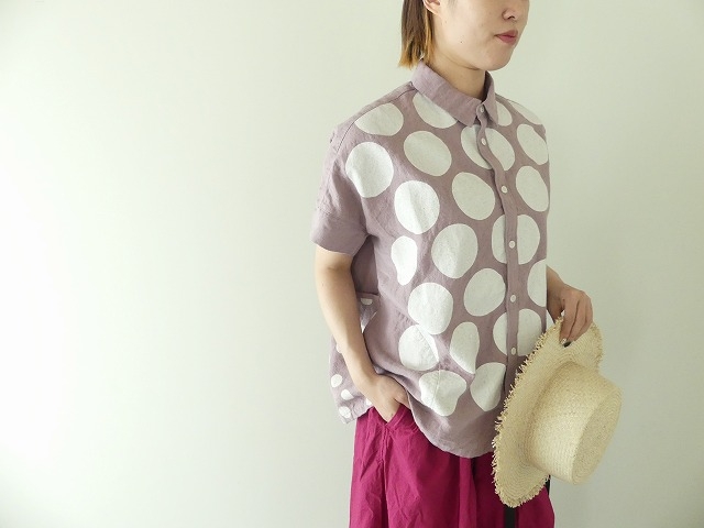 快晴堂(かいせいどう) パネルプリントの大きな水玉　wideフレンチ半袖シャツの商品画像2