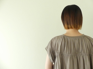 maomade(マオメイド) バックギャザーフレンチスリーブTシャツの商品画像16