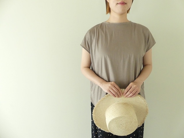 maomade(マオメイド) バックギャザーフレンチスリーブTシャツの商品画像4