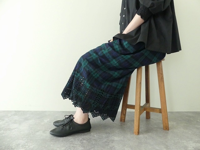 ichi(イチ) スカラップ刺繍パンツの商品画像1
