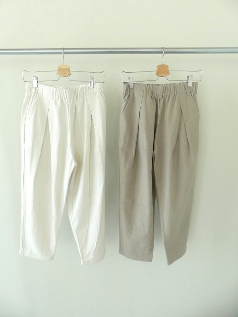 evam eva(エヴァムエヴァ) tuck pantsの商品画像3
