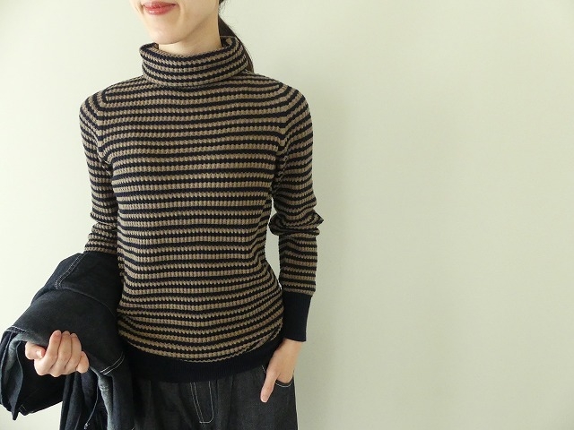 maomade(マオメイド) ワッフル編みタートルプルオーバーの商品画像1