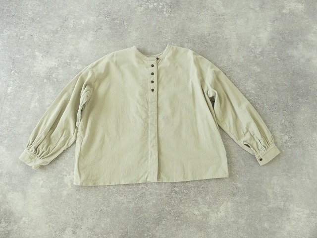 Hands　of　creation(ハンズオブクリエイション) シャツコール東炊きクルーネック2WAYブラウスの商品画像20