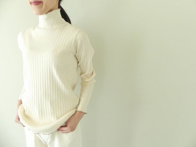 ESTROISLOSE(エストゥロワルーズ) クリアテレコタートルネック(EC22408