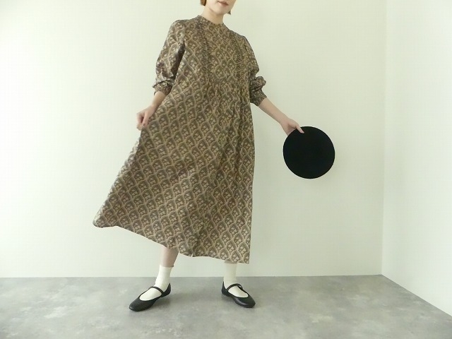 sosotto(ソソット) 花柄プリントウエーブピンタックウエストドロストワンピースの商品画像10