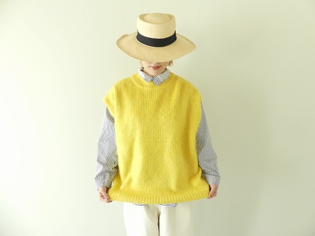 maomade(マオメイド) ふわふわあぜ編みモックネックベストの商品画像1