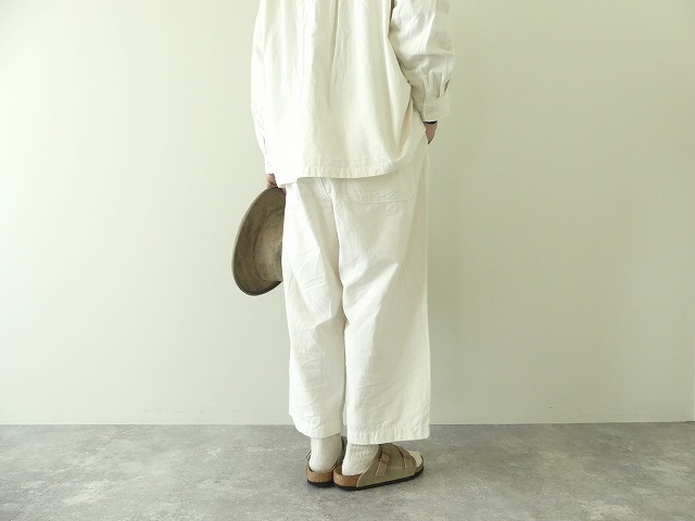 prit(プリット) オックスピーチ起毛近江晒タックバギーパンツの商品画像7