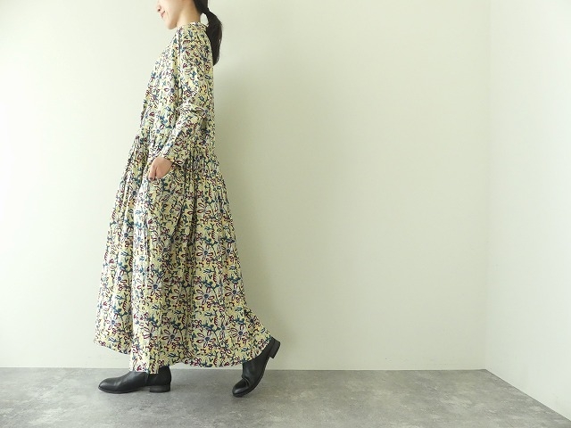 Veritecoeur(ヴェリテクール) フローラルプリントワンピースの商品画像11