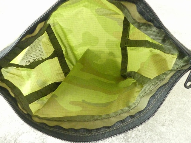 BAGnNOUN(バッグンナウン)  TRAVEL POUCH　RIP CAMO　Sサイズの商品画像10