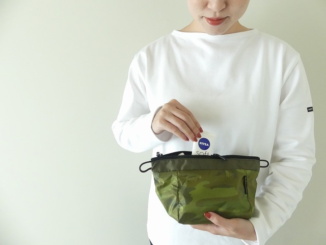 BAGnNOUN(バッグンナウン)  TRAVEL POUCH　RIP CAMO　Sサイズの商品画像4