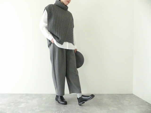 NARU クッションサイドスクリューエッグパンツの商品画像1
