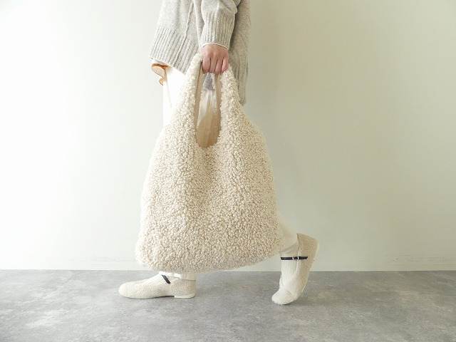 shs 思わず触りたくなるカールボアのトートバッグの商品画像1