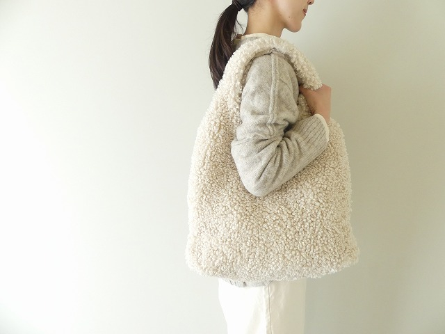 shs 思わず触りたくなるカールボアのトートバッグの商品画像5
