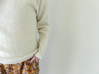 NARU タスマニアラム エトレニットプルオーバーの商品画像22