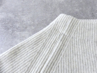 NARU タスマニアラム エトレニットプルオーバーの商品画像28