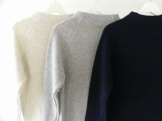 NARU タスマニアラム エトレニットプルオーバーの商品画像44