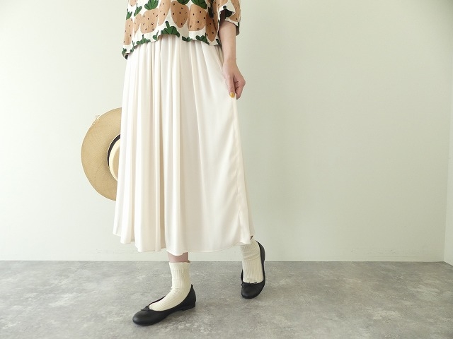 DONEEYU(ドニーユ) クリアサテンギャザースカートの商品画像6