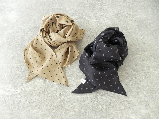 SOIL(ソイル) COTTON VOILE DOT PRINT TRIANGLE SCARFの商品画像3