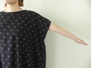SOIL(ソイル) COTTON VOILE DOT PRINT CREW-NECK BACK SIDE GATHERED DRESSの商品画像24