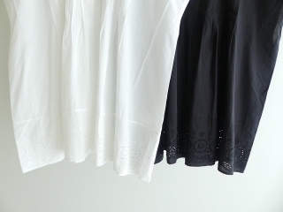 SOIL(ソイル) 裾スカラップ刺繍クルーネックフレンチスリーブピンタックシャツの商品画像22
