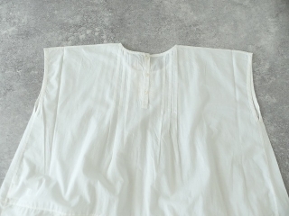 SOIL(ソイル) 裾スカラップ刺繍クルーネックフレンチスリーブピンタックシャツの商品画像30