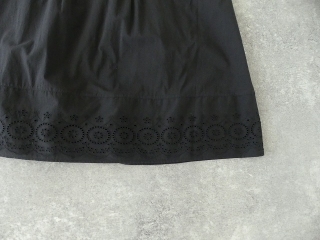 SOIL(ソイル) 裾スカラップ刺繍クルーネックフレンチスリーブピンタックシャツの商品画像42