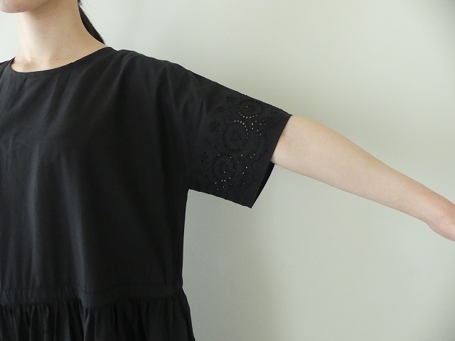 SOIL(ソイル) お袖スカラップ刺繍クルーネックプルオーバードレスの商品画像5