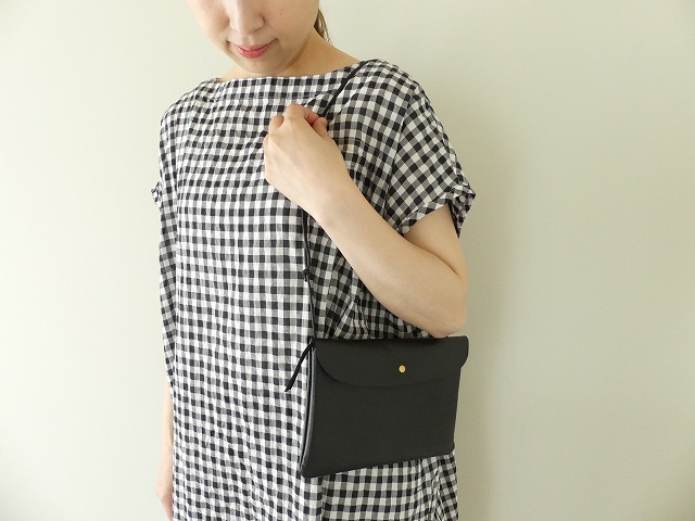 CLASKA(クラスカ) FLAT POCHETTE フラットポシェットの商品画像1