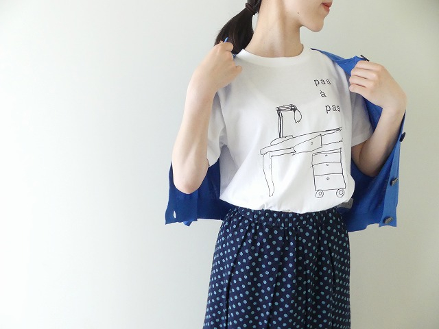 CLASKA(クラスカ) 勉強机Tシャツの商品画像1