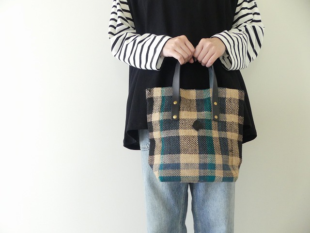 CHECK PATTERN TOTE