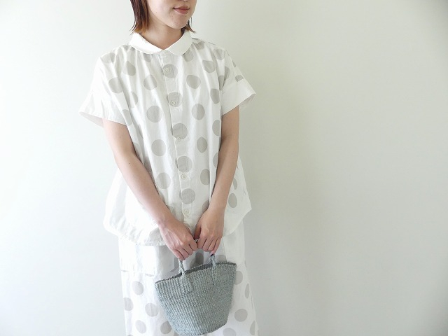 快晴堂(かいせいどう) Girls 水玉ダンガリーのインディゴとホワイト　丸衿半袖シャツの商品画像2