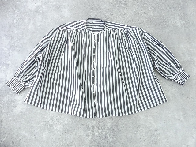 UNIVERSAL TISSU(ユニヴァーサル ティシュ) ワイドストライプシャーリングブラウスの商品画像10