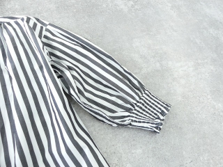 UNIVERSAL TISSU(ユニヴァーサル ティシュ) ワイドストライプシャーリングブラウスの商品画像30